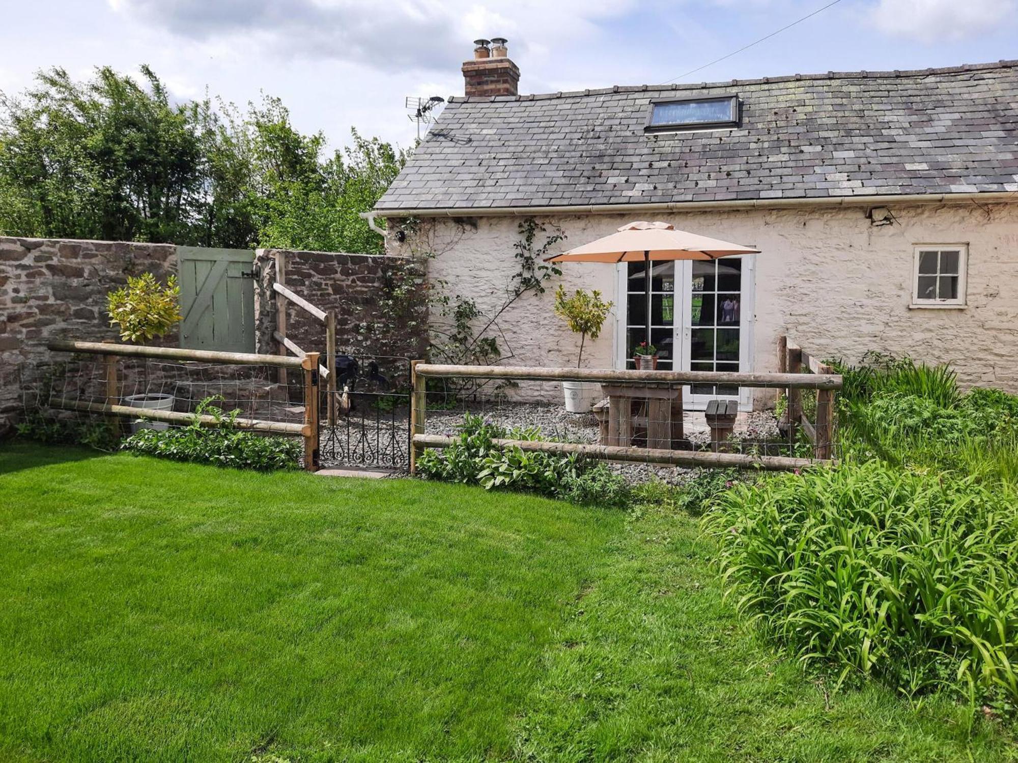 The Cider Barn Villa Presteigne Exterior photo
